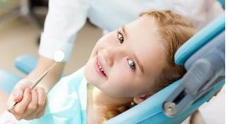 孩子的乳牙不掉是什么情况,小孩乳牙不整齐怎么办