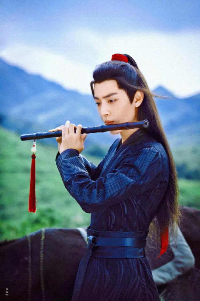 为什么红色能辟邪本命年穿红色,本命年不能穿红可以戴什么首饰