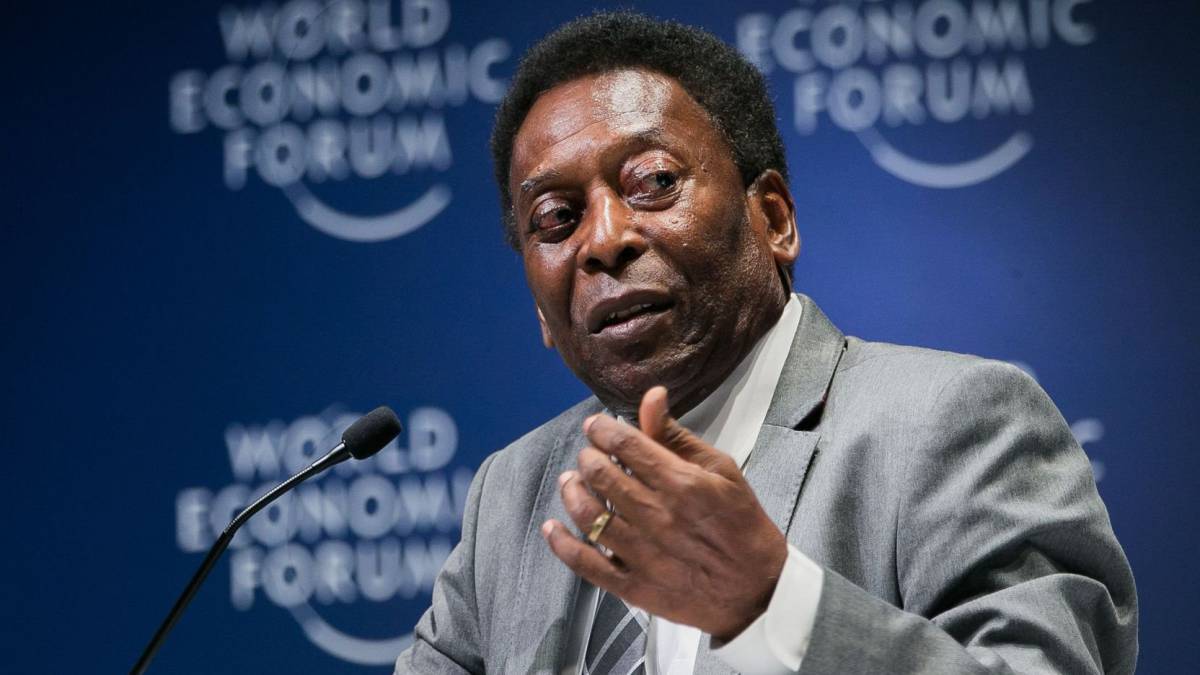 巴西历史20大巨星出炉，内马尔进前十，卡卡落选，前三无悬念！