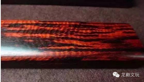 小叶紫檀的纹路是什么样的,小叶紫檀的纹路图片