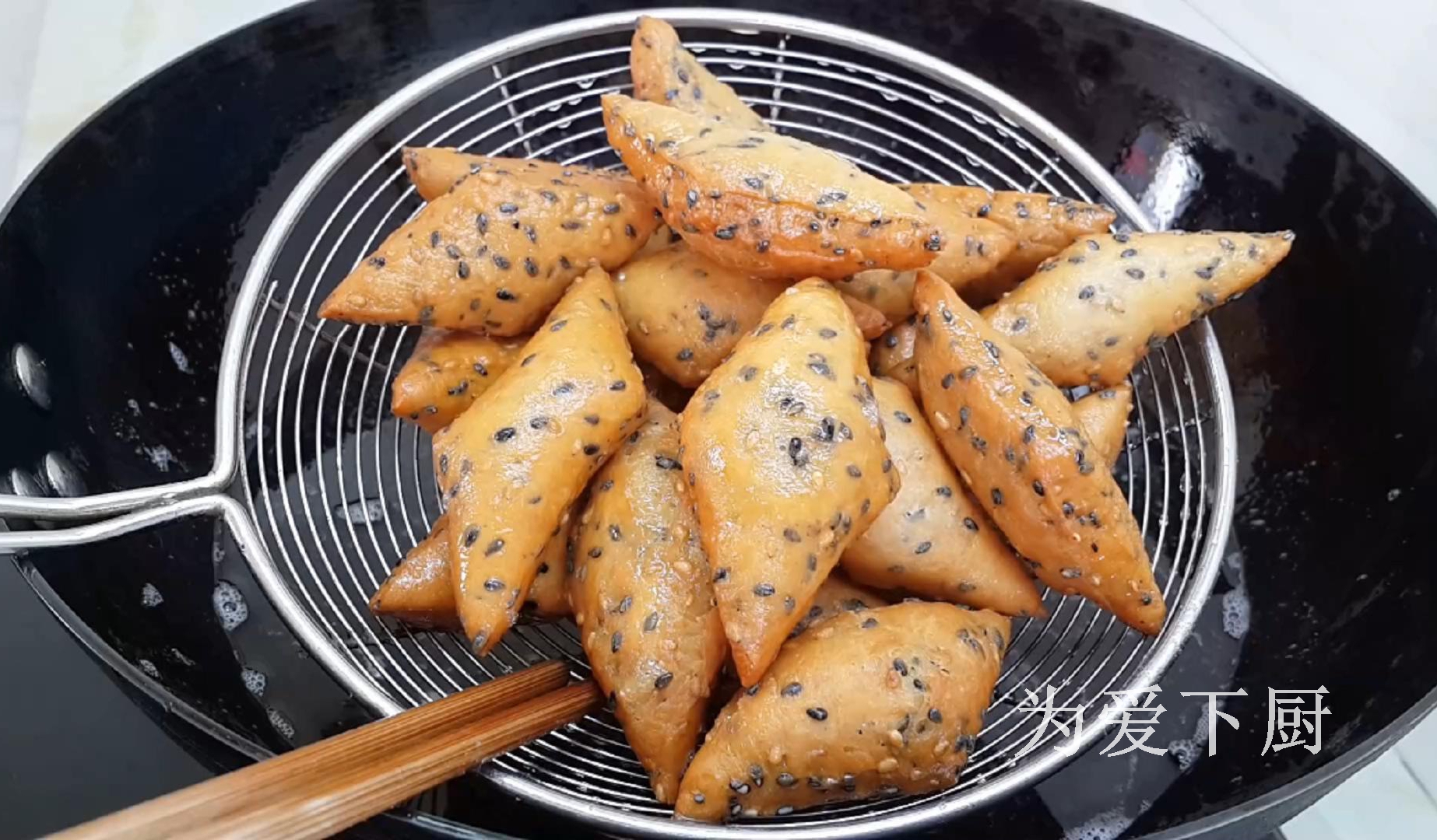 4个鸡蛋炒一个西红柿,鸡蛋炒什么小朋友和大人最爱吃