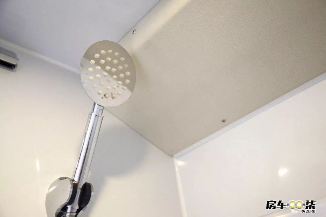 东风御风自动挡房车2021款价格,最便宜东风御风长轴中顶b型房车