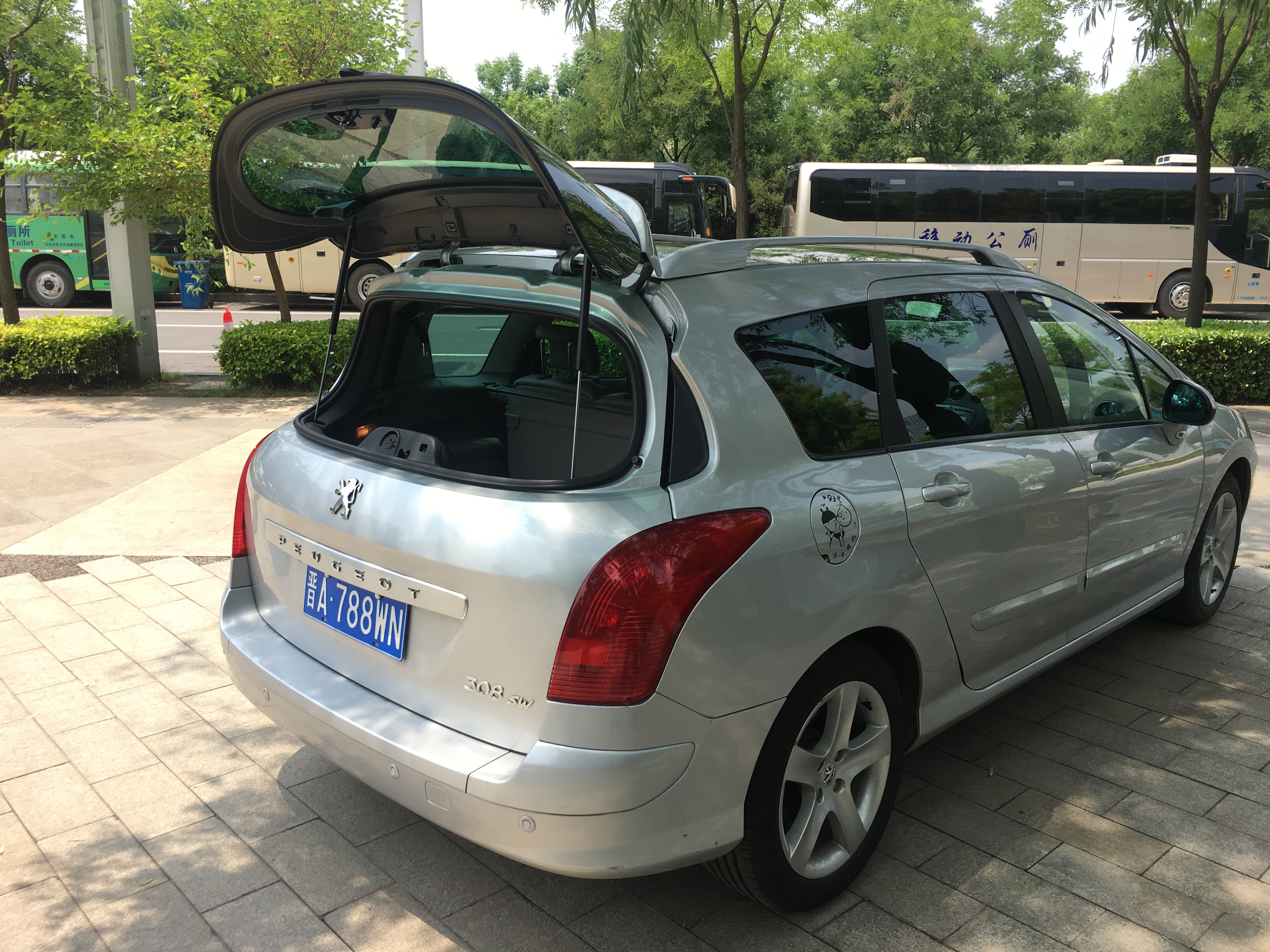 标致308sw旅行版多少钱,09款标致308sw怎么样