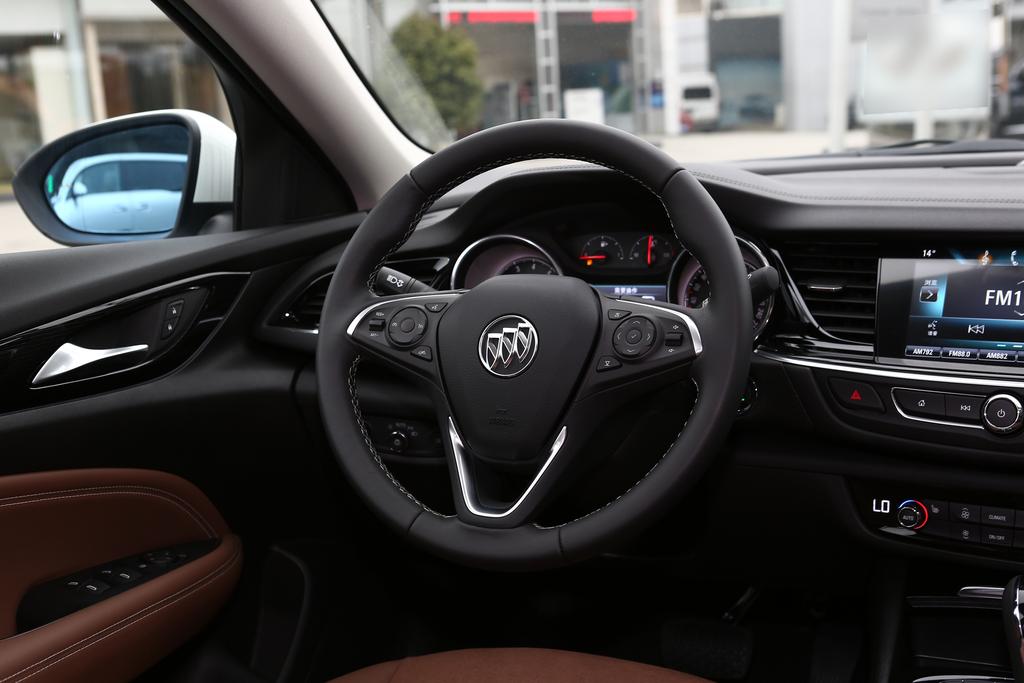 新款别克君威到底值不值得入手,16万买君威亏吗