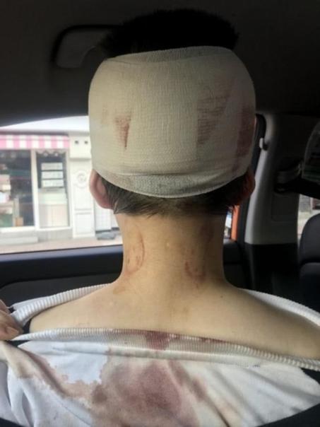 妈，上学前先给我撸个妆