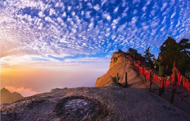 华山未解之谜长空栈道,华山黑龙潭和仰天池