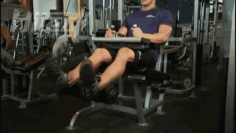 练肩最好的6个动作三角肌,新手练肩最好的6个动作