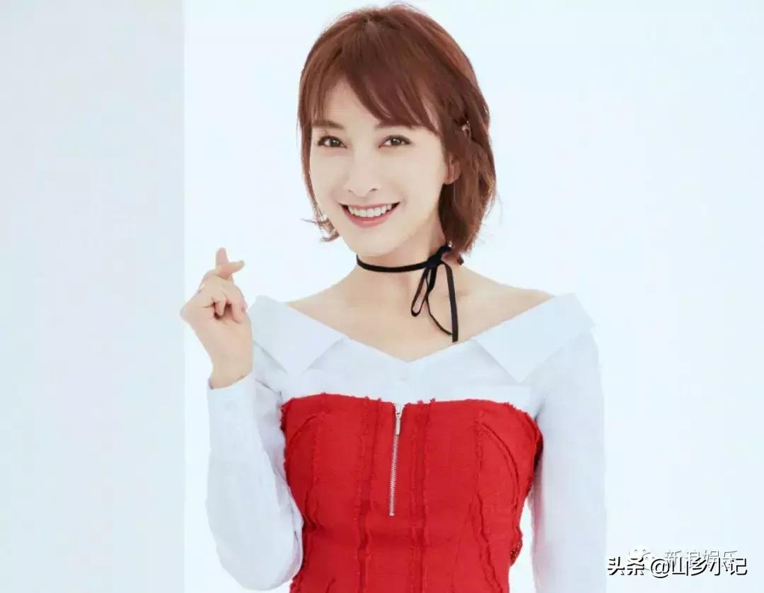 吴昕一次穿三件衣服,吴昕卖60元的礼物