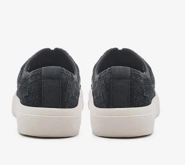 蕾丝小雏菊懒人鞋，穿上比高跟鞋还好看