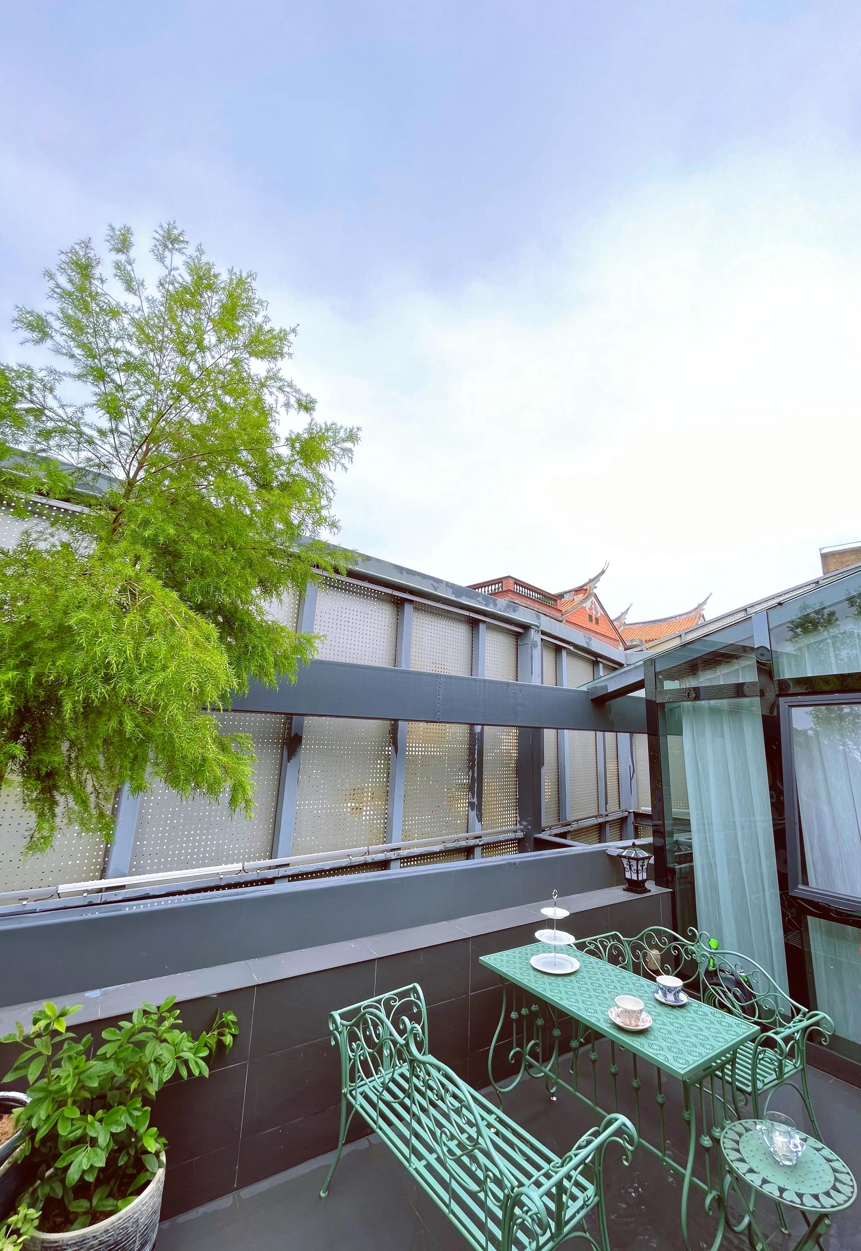 刺桐花开巨型雕塑,静待刺桐花开全文