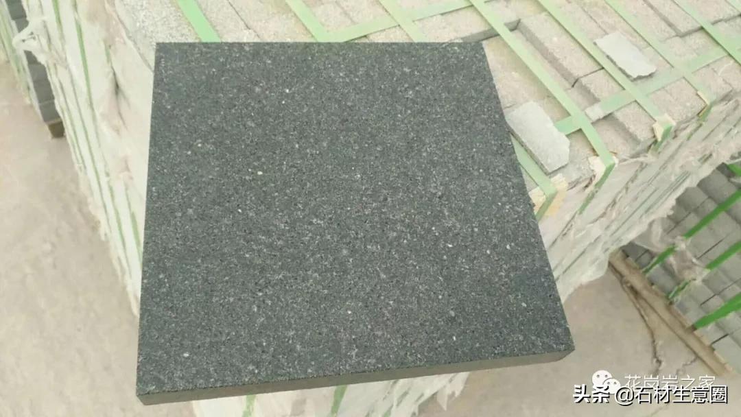 黑色花岗岩辐射大吗,深褐色花岗岩石材