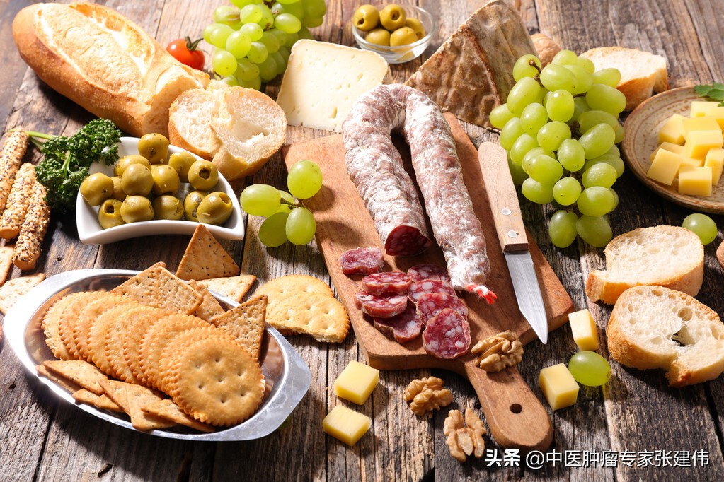 乳房疼痛常识,乳房疼痛是不是乳腺癌的早期症状