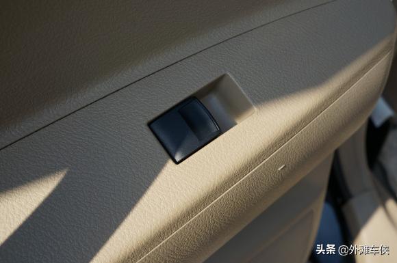 19款丰田汉兰达2.0t四驱尊贵7座,试驾2010款丰田汉兰达