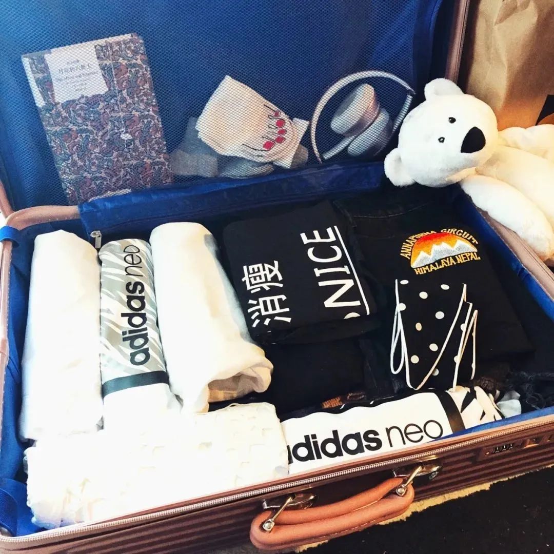 五一必备万向轮复古行李箱,万向轮复古行李箱