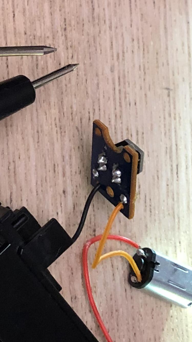 米兔维修螺丝刀,米兔轨道火车头维修