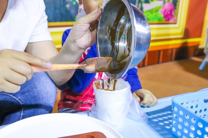 巧克力王国英德景区攻略,旅游攻略巧克力小镇