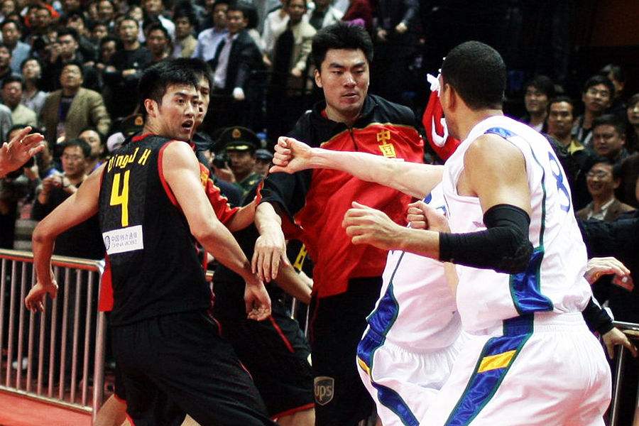 中国男篮对巴西历史胜负,男篮巴西冲突全过程