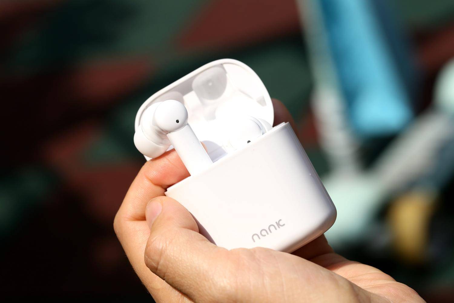 耳机是个绕不开的设备,蓝牙耳机到底有什么好?