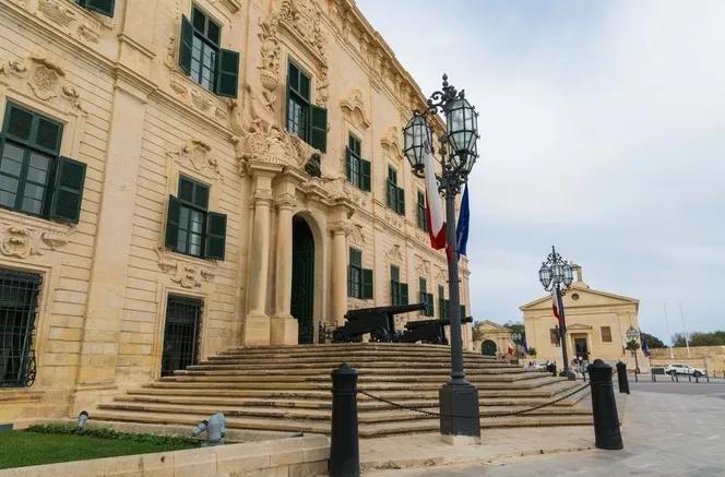 马耳他地中海迷人蓝色海水,地中海明珠马耳他视频