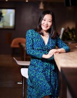 陕西美女直播卖车,女大学生直播赚百万