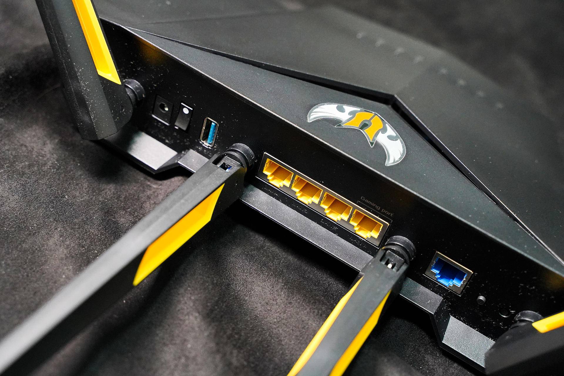 wifi6路由器评测ax5400,华硕千兆路由器wifi6推荐测评