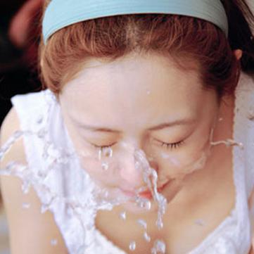 白醋加蜂蜜洗脸的正确方法,柠檬白醋洗脸的正确方法