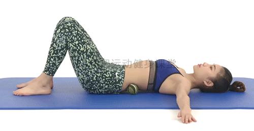 每天久坐办公桌前腰部疼痛来袭,4个拉伸放松动作有效缓解