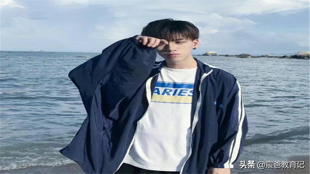 男生自以为很帅3种行为,男生自认为帅气的三大行为