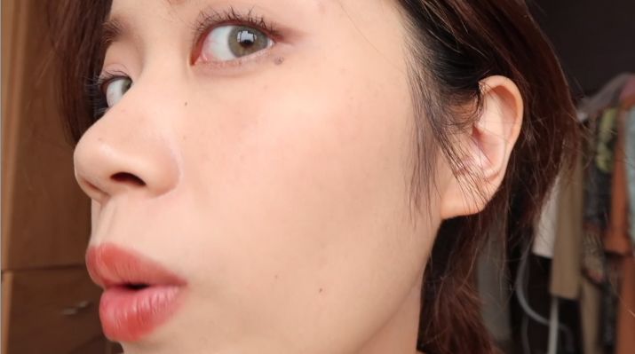 夏日控油持久不暗沉粉底液,dw粉底液1w0全脸试色