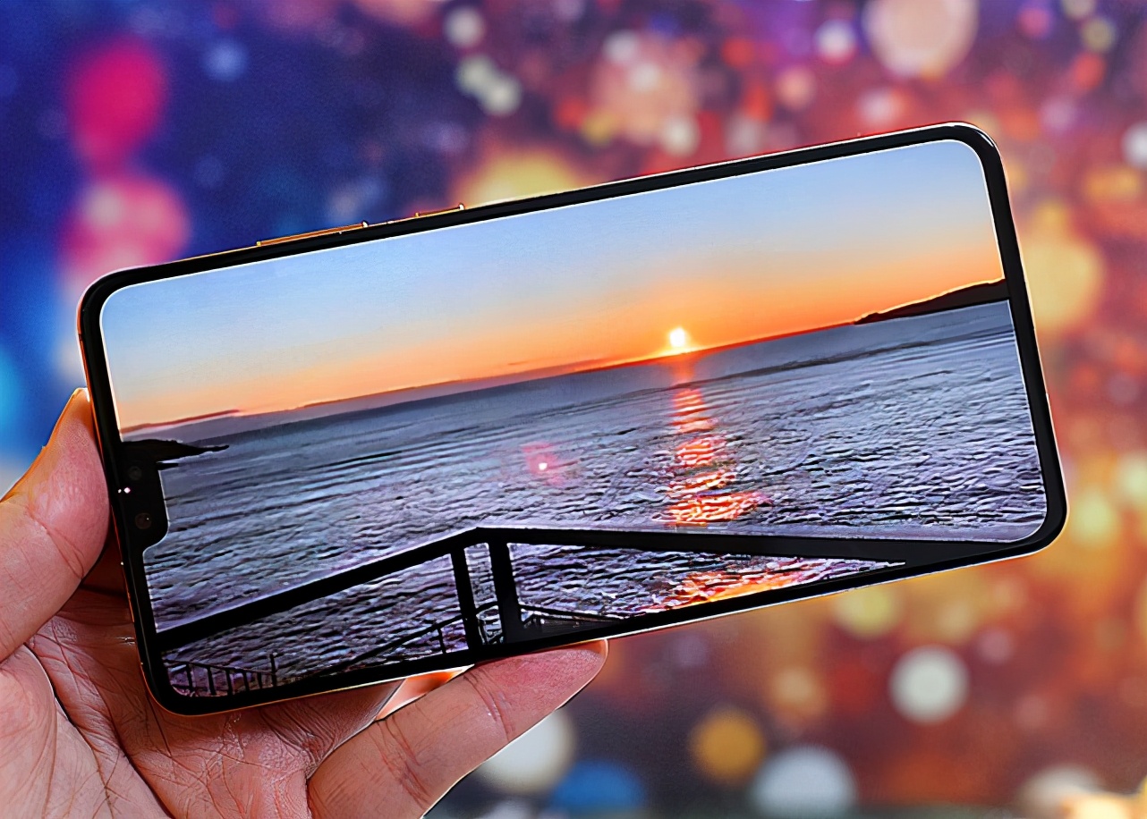 2000左右的手机推荐2019华为小米,几乎零差评的五款手机现在最好的