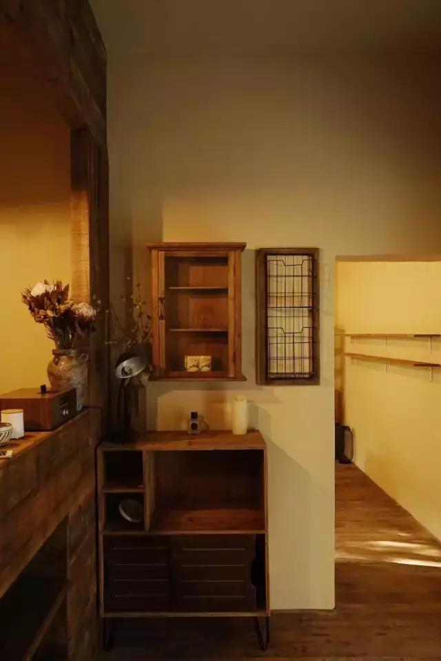 90后小伙花100万造房子,90后小伙花几千元装修500个平方