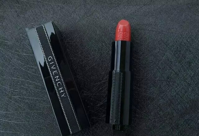 迪奥口红秋冬色号推荐,秋冬口红色号推荐