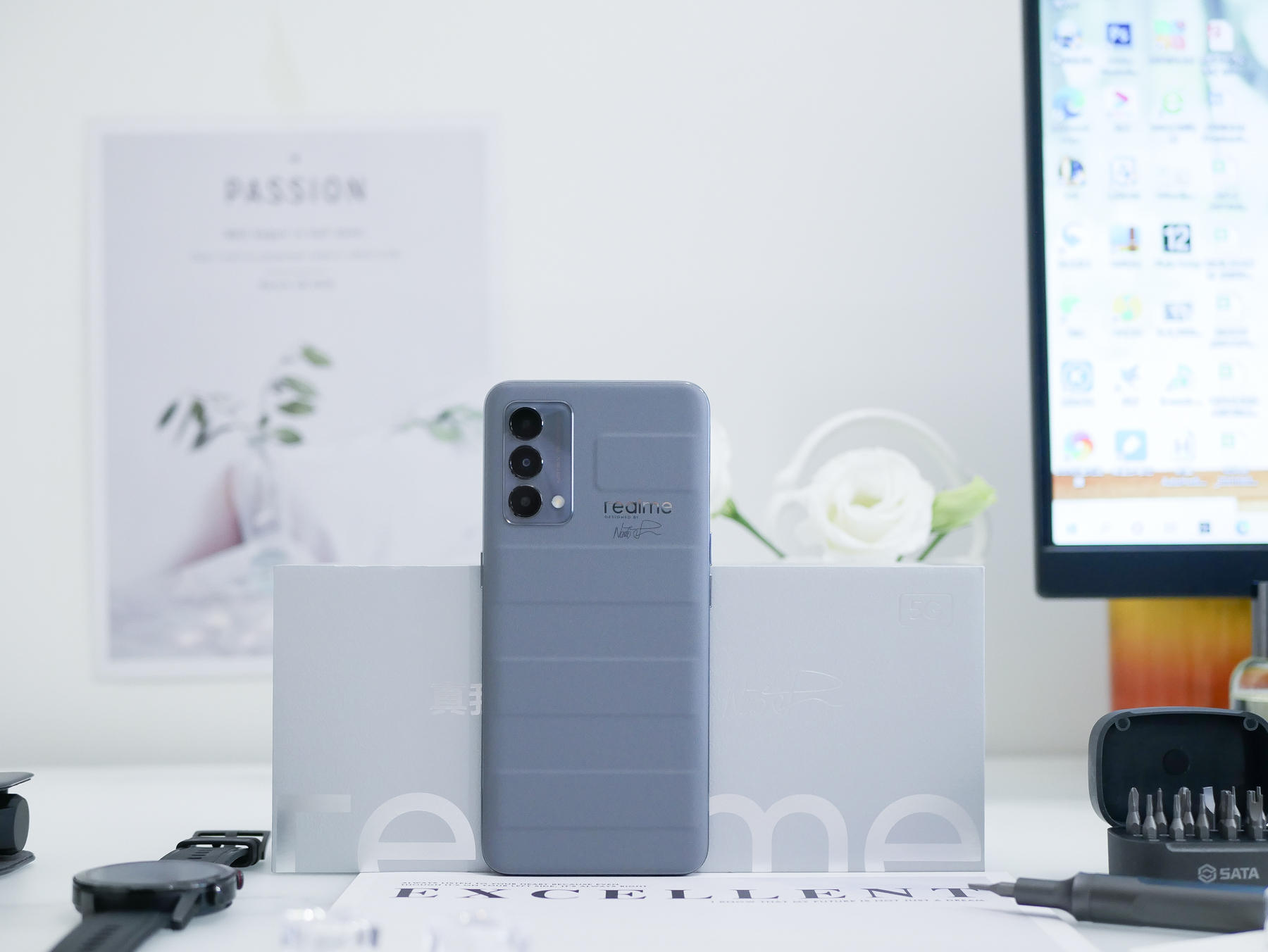 2000元买真我gt顶配合适吗,2000左右性价比高的realme手机