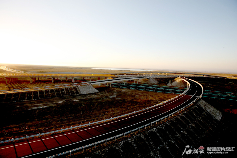 带你领略新疆的辽阔,带你领略新疆的风景