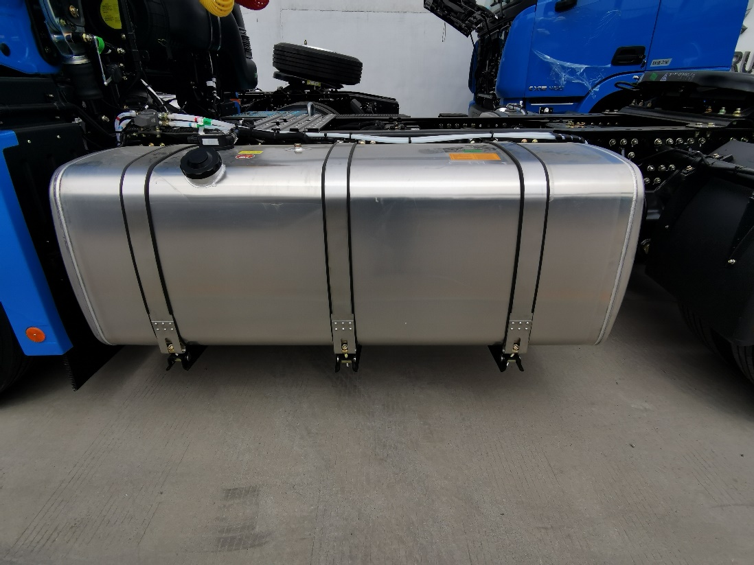 自动挡欧曼gtl,欧曼自动挡牵引车图片