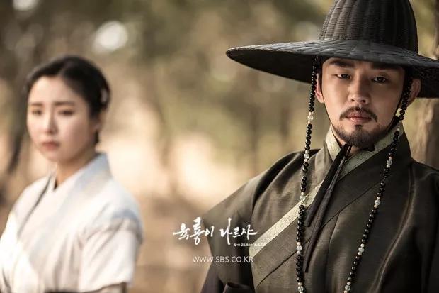 他是燃烧的戏疯子，更是进击戛纳的男神