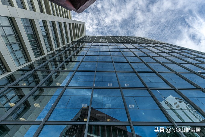 澳门半岛鲜有的公立大学，师资力量居世界前列，却以“学院”命名