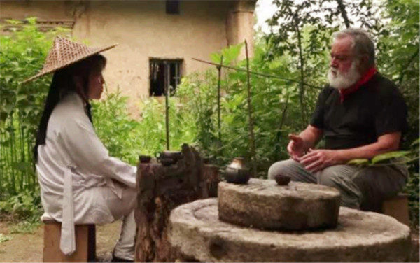 终南山上的隐士修行人靠什么生存,终南山5000隐士过着千年前的生活