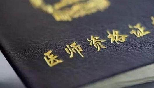 一次脸部微整形换来五年修复路,面部微整形美容前后对比