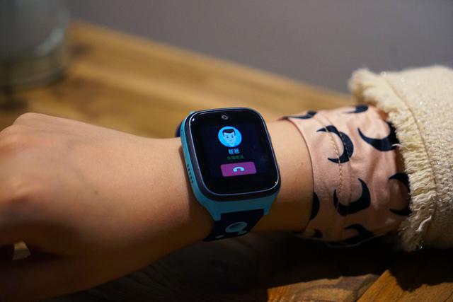 360儿童手表8x详细参数,手表安全性