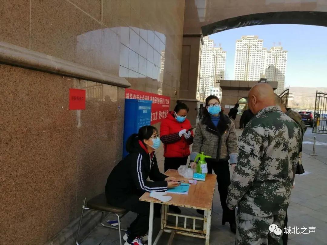 聆听最美故事汲取前行力量,聆听抗疫志愿者事迹感悟