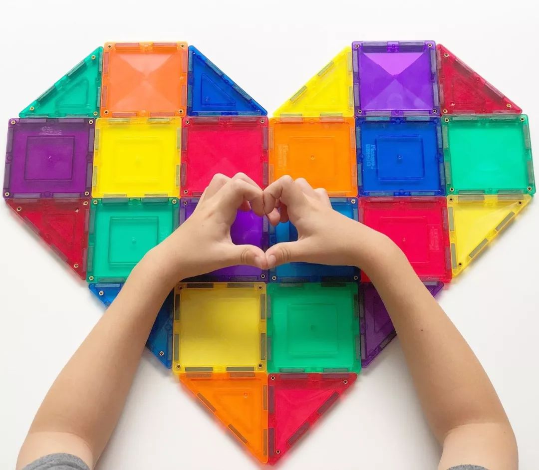 适合两个孩子玩的玩具推荐,便宜又最适合孩子玩的玩具