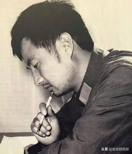 任正非谈中国企业的崛起,任正非从中年大叔到商业教父