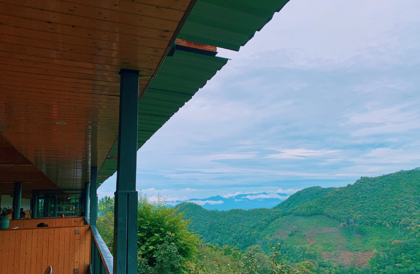 云南小城普洱，生活节奏慢得像诗，冬暖夏凉物价低适合养老