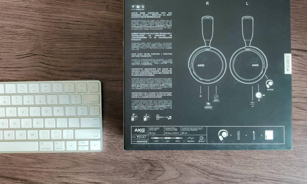 1499售价！拥有快充主动降噪环境感知以及续航25h，AKG新品值吗？