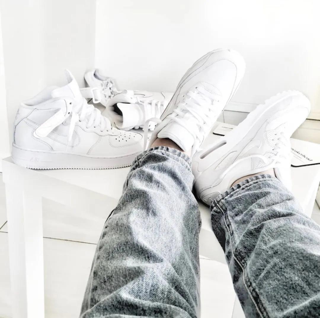 吹水鸭先知｜当宇航员、藤原浩、ow球鞋出现在老师的脚上...