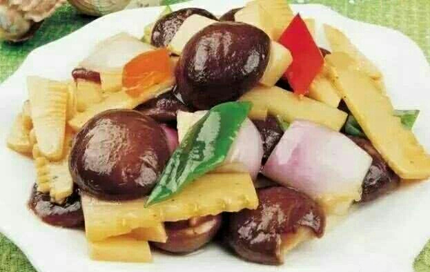 春笋味道清淡鲜嫩,春笋怎么吃又脆又好吃