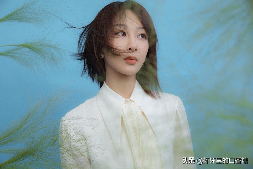 杨幂谭松韵混剪,2022年90后小花演技排名谭松韵