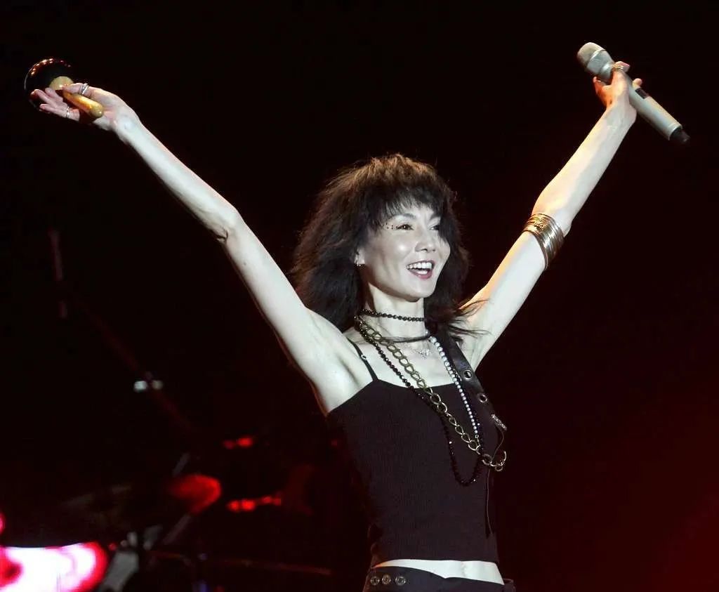 张曼玉白素贞,张曼玉青蛇钟楚红