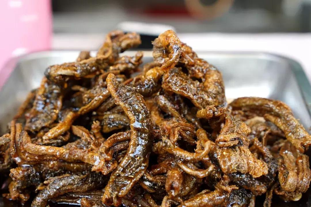 年味｜带上小拖车跟我走！这里买年货实惠好吃